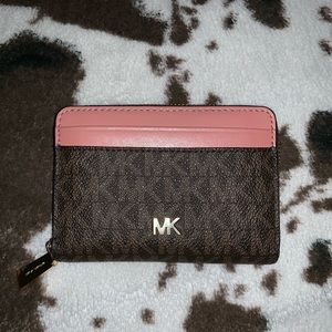 Micheal Kors mini wallet